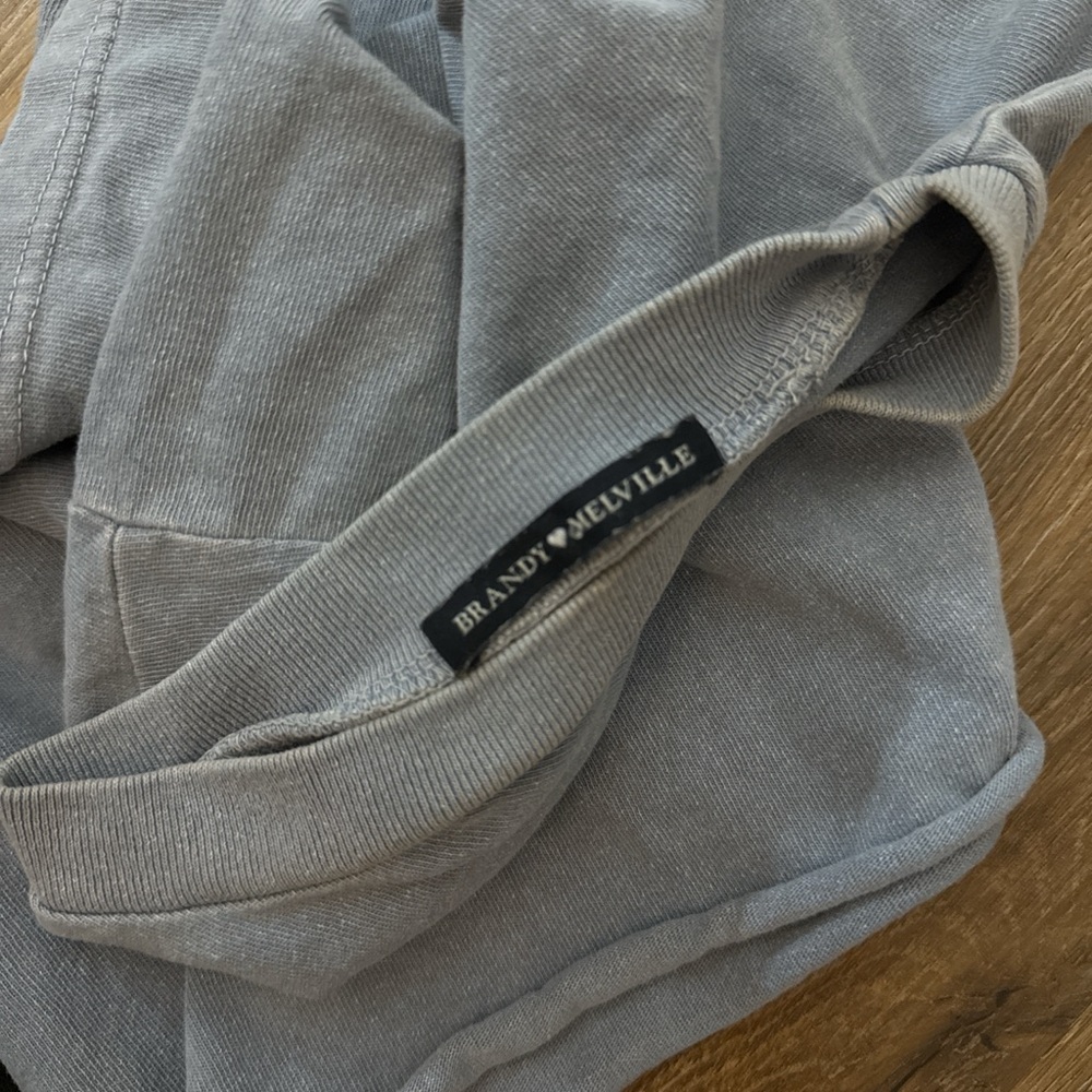 Brandy Melville Light Gray T-Shirt - Picture 2 of 3